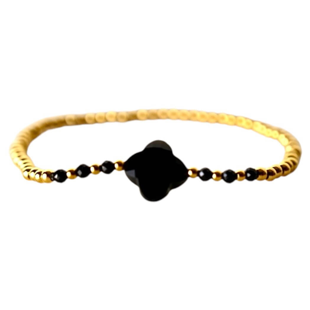 Goldenes Armband mit schwarzer Achat Blüte - Zartes Schmuckstück für Harmonie & Ausstrahlung