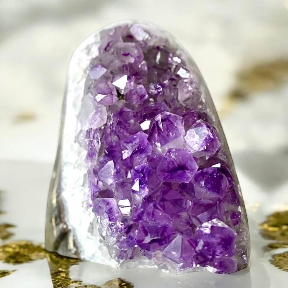 Magische Amethystdruse – Spirituelle Begleiterin