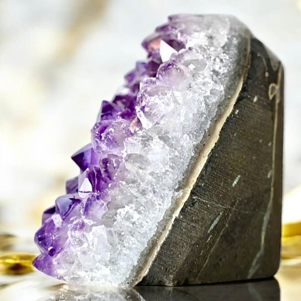 Magische Amethystdruse – Spirituelle Begleiterin