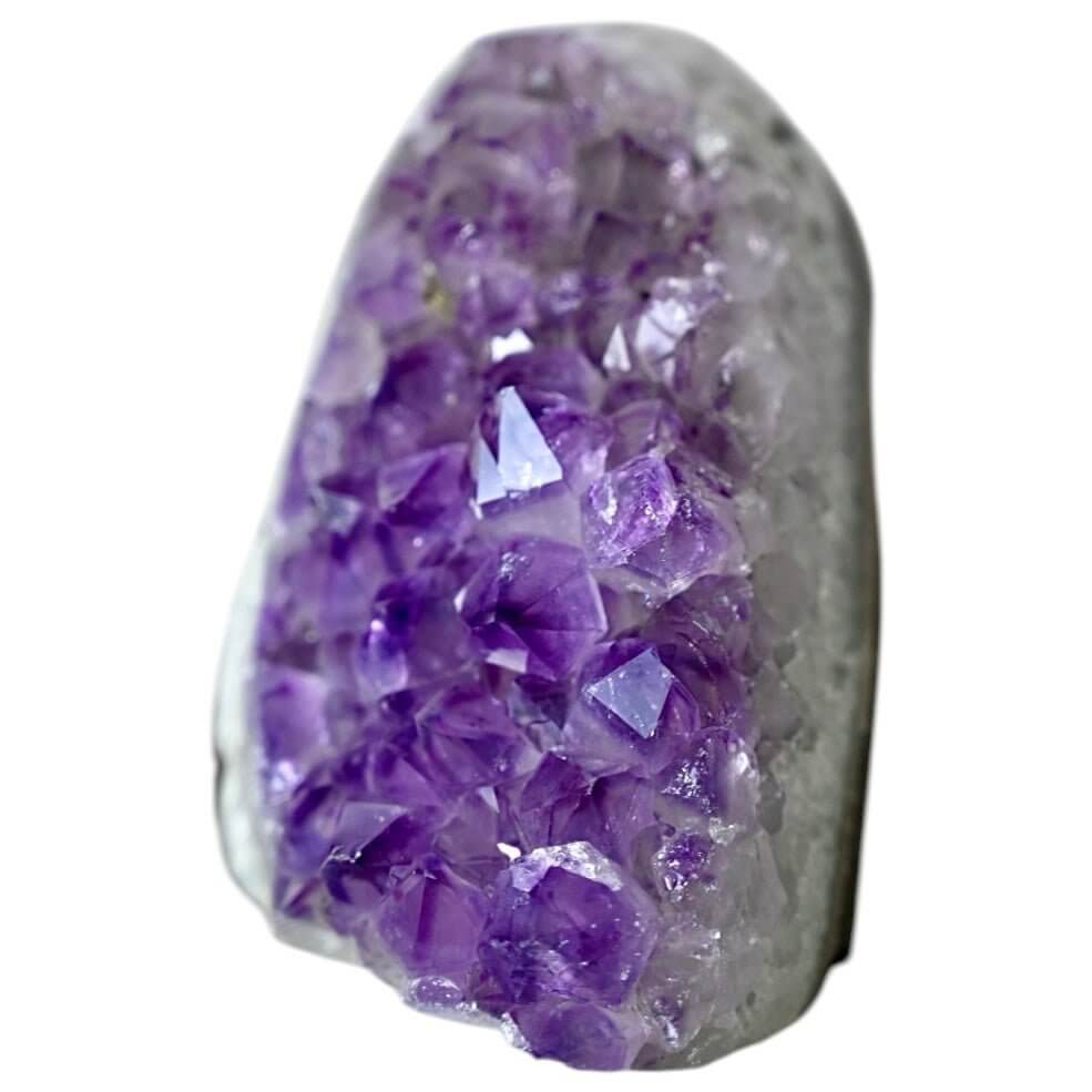 Magische Amethystdruse – Spirituelle Begleiterin