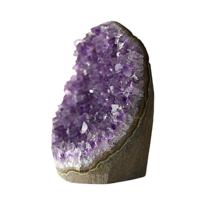Glitzernde Amethystdruse – Tiefe violette Kristalle