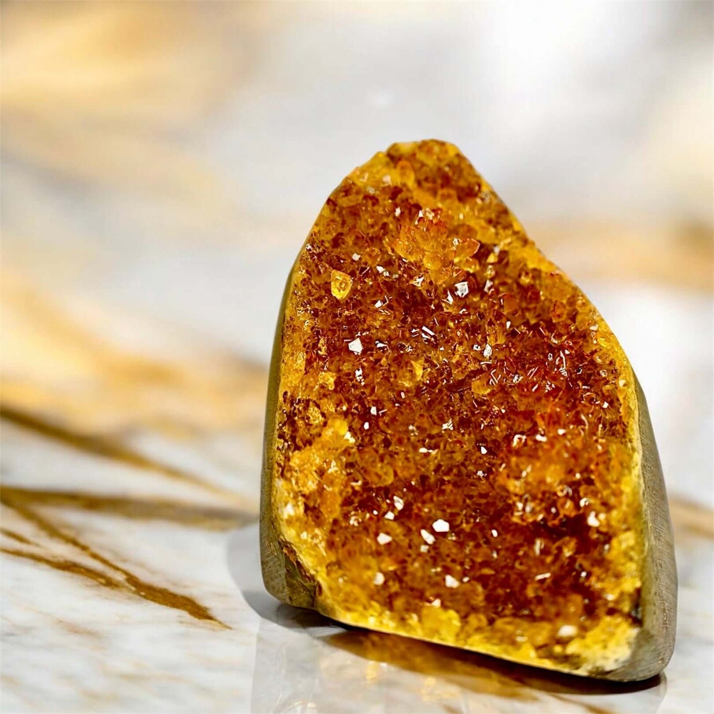 Strahlende gelbe Amethystdruse – Funkelndes Wohnhighlight