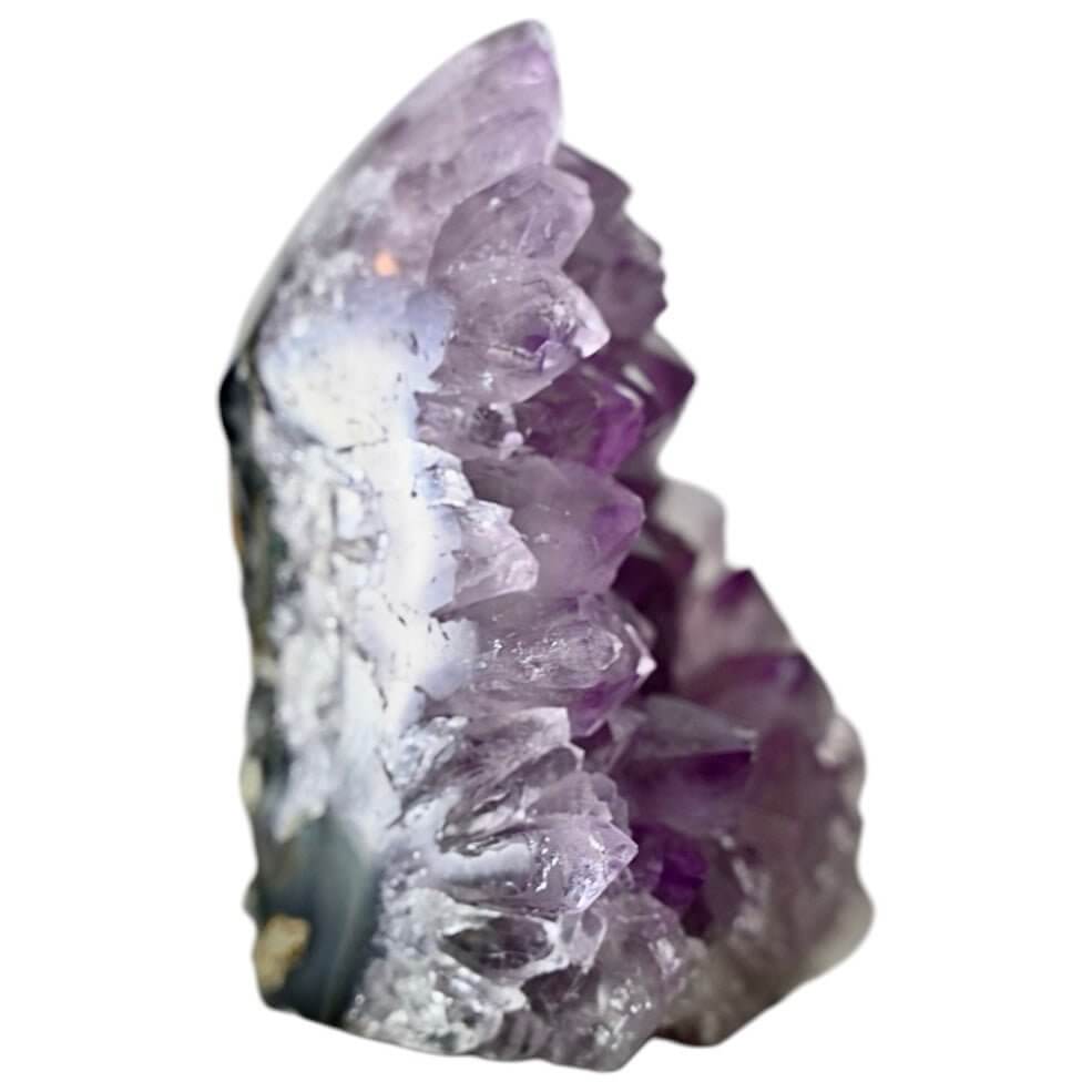 Amethystdruse mit Glitzerkristallen – Edler Blickfang