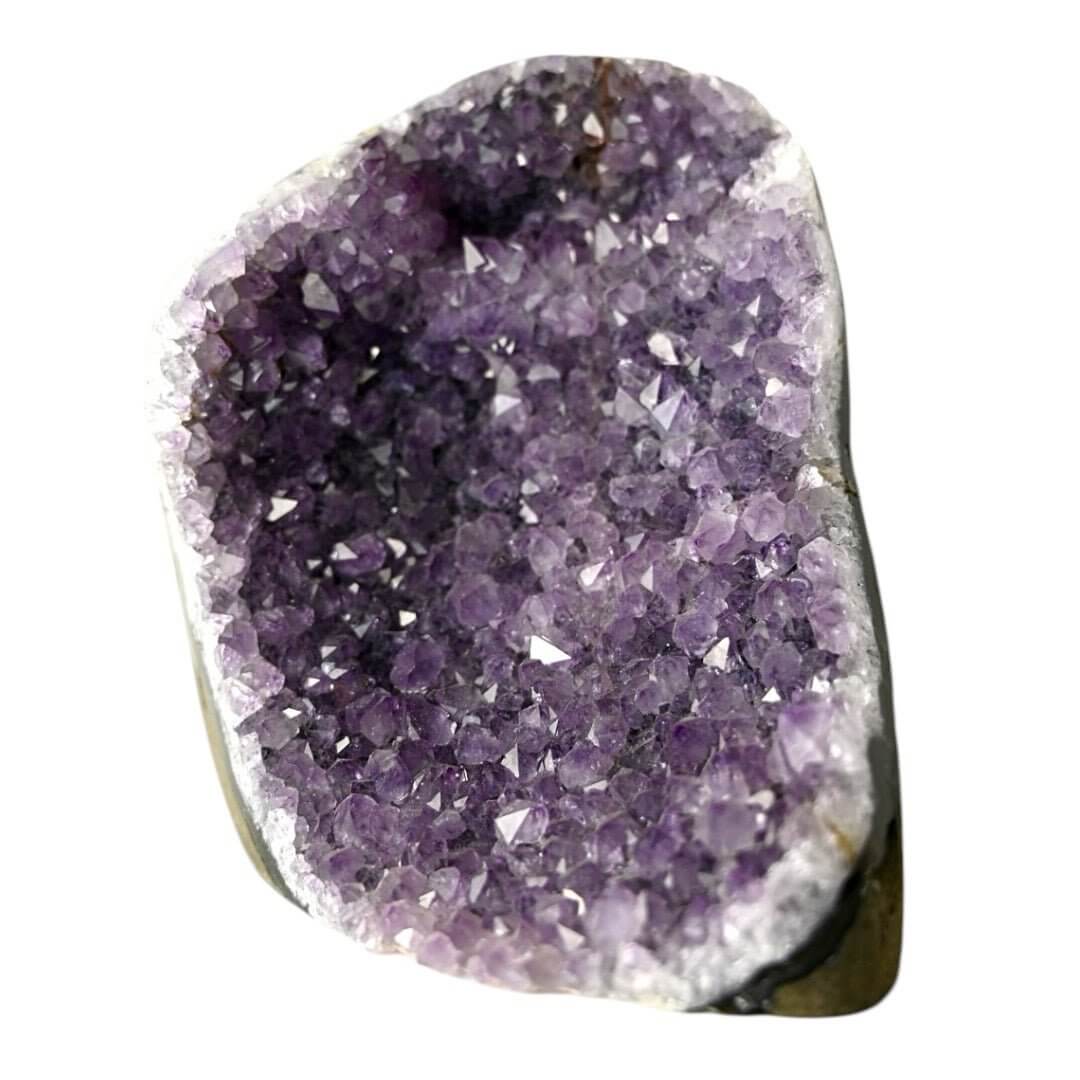 Amethystdruse mit funkelnden Spitzen – Lebendige Energie
