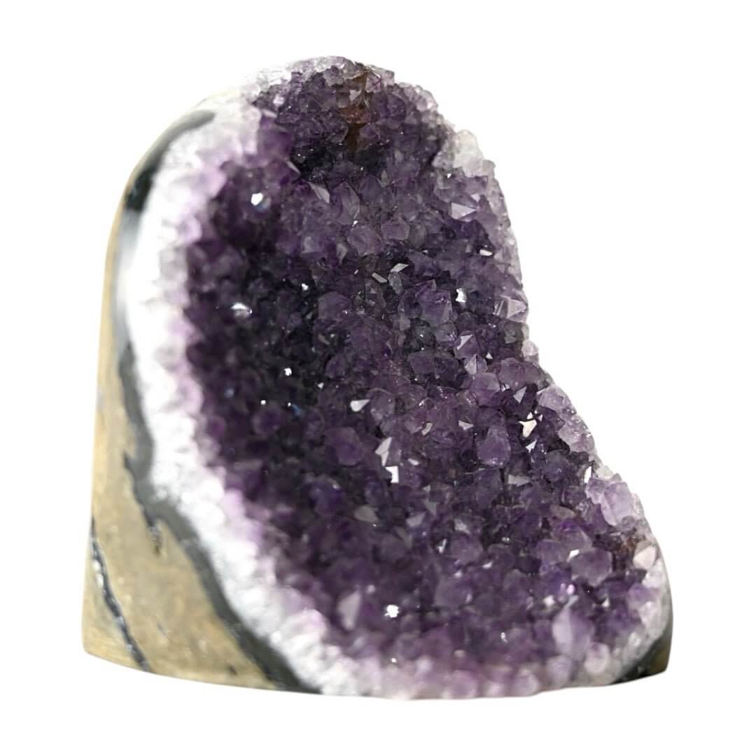 Amethystdruse mit funkelnden Spitzen – Lebendige Energie