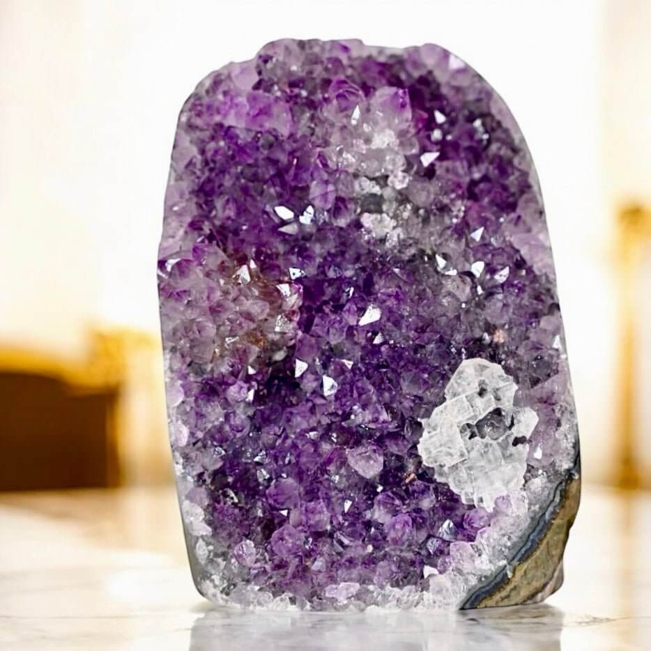 Amethystdruse roh & naturbelassen – Kraft aus der Erde