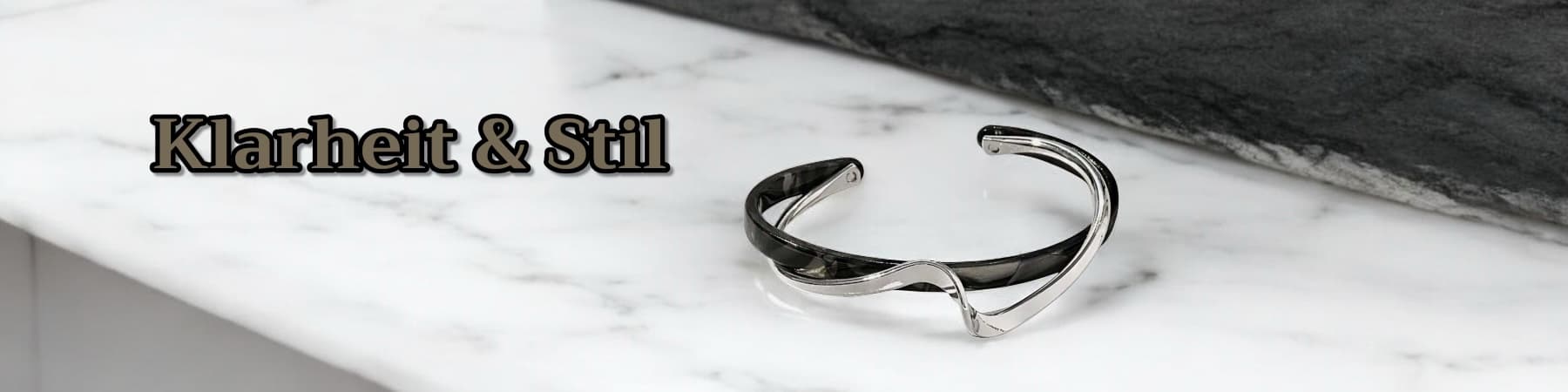 Silbernes offenes Armband