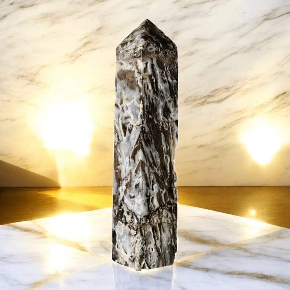 Großer druzy Sphalerit Obelisk – funkelnde Kraft für Klarheit, Schutz und energetische Balance