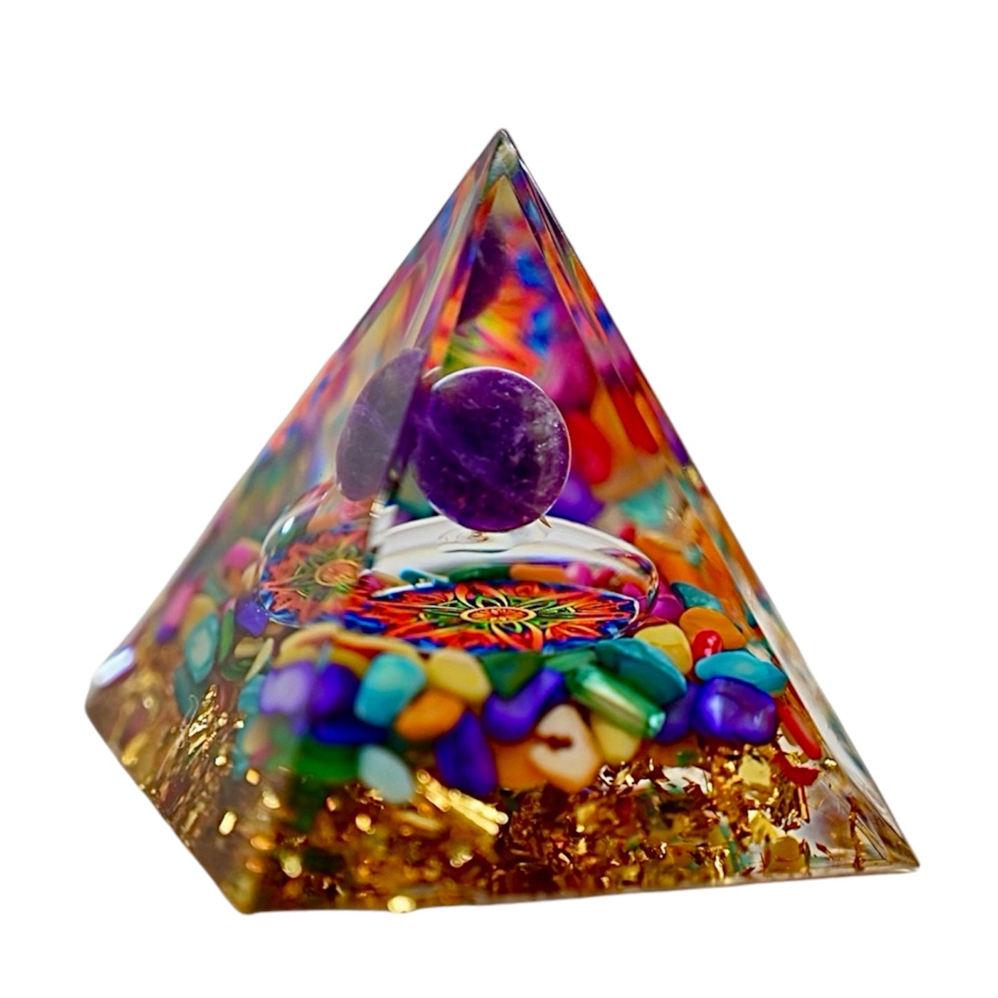 Bunte Muschelschalen Orgonit Pyramide - CrystalScents