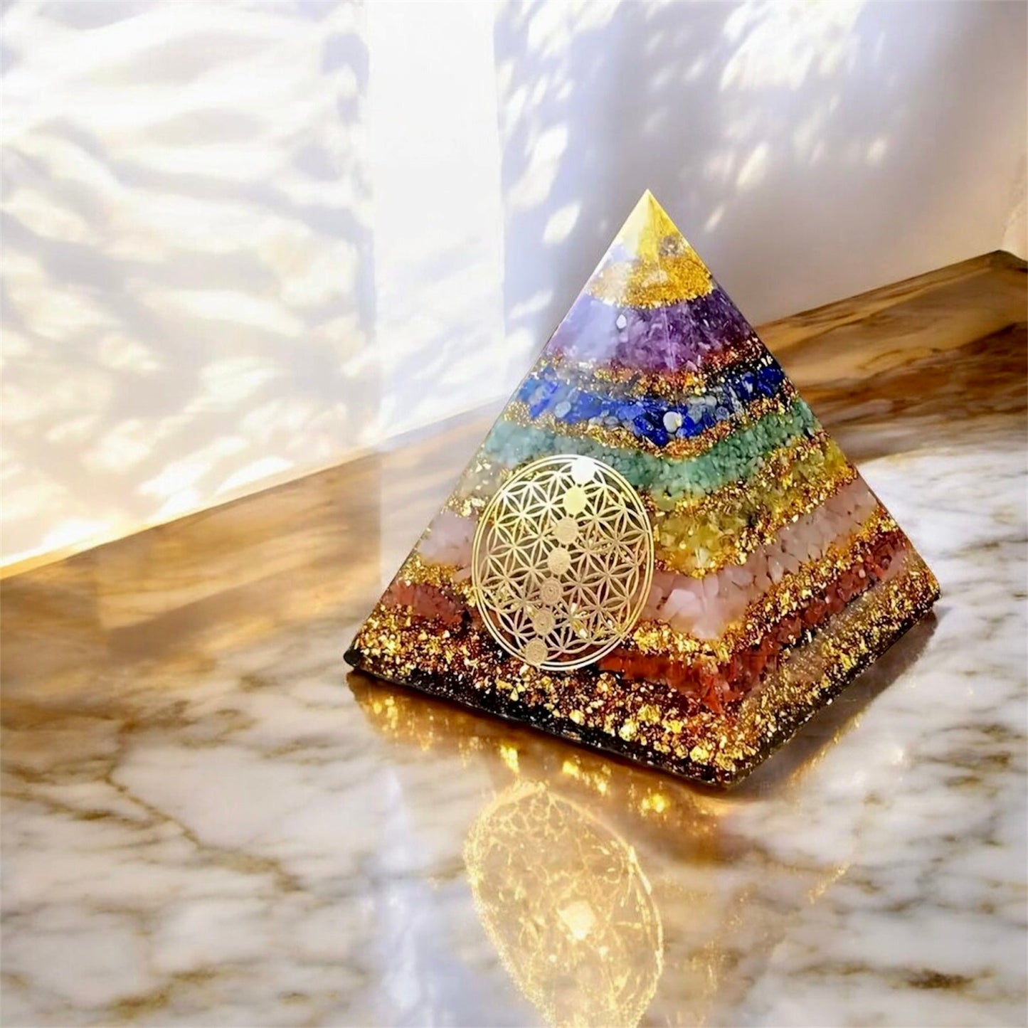 Chakra Orgonit Pyramide - CrystalScents