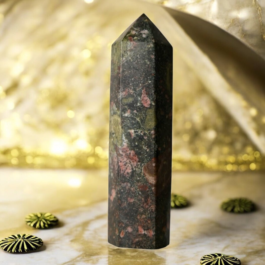 Drachenblut Jaspis Obelisk - CrystalScents