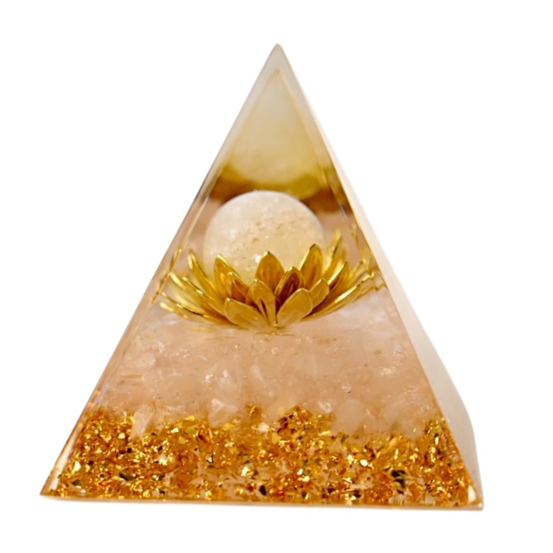 Goldene Rosenquarz Orgonit Pyramide; Lotus - CrystalScents