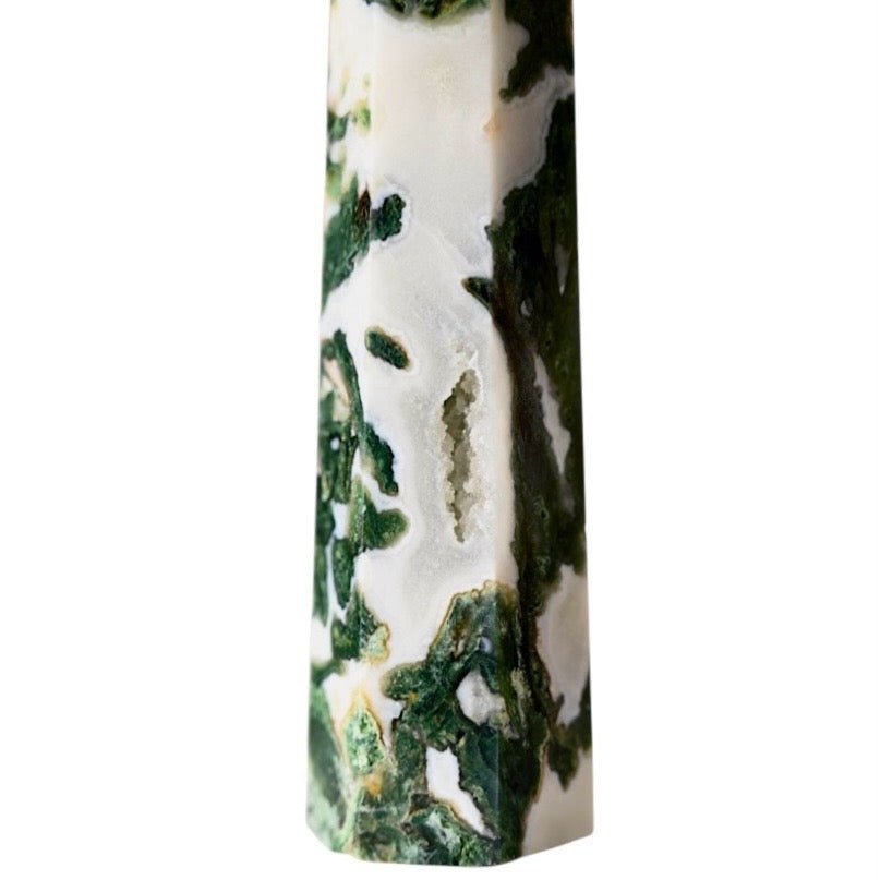 Großer druzy Moosachat Obelisk - CrystalScents