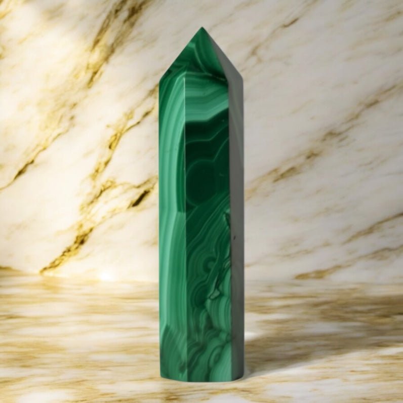 Malachit Obelisk - CrystalScents