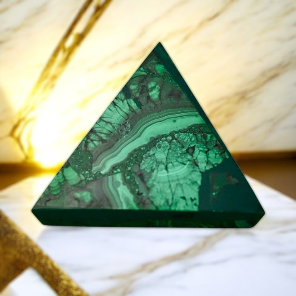 Malachit Pyramide - CrystalScents