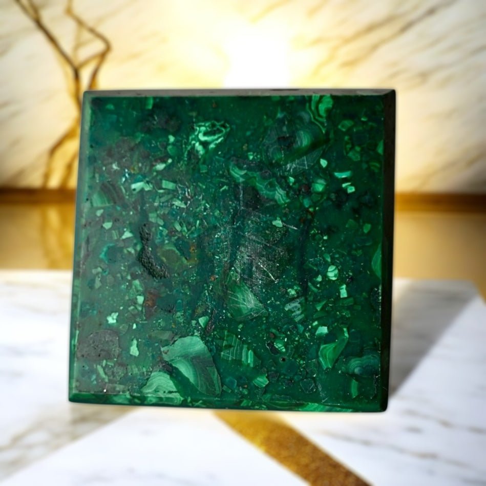 Malachit Pyramide - CrystalScents