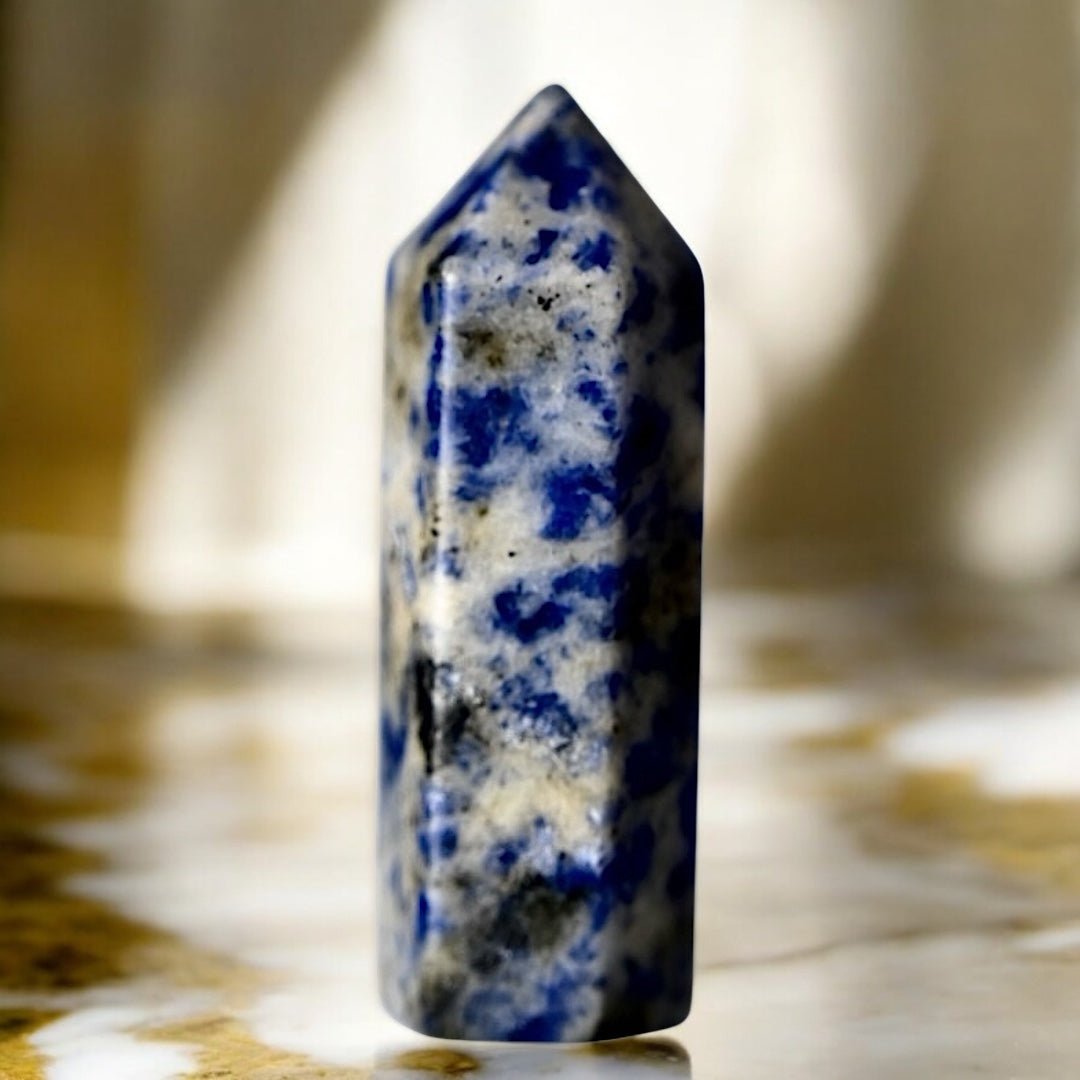 Mini Sodalit Obelisk - CrystalScents