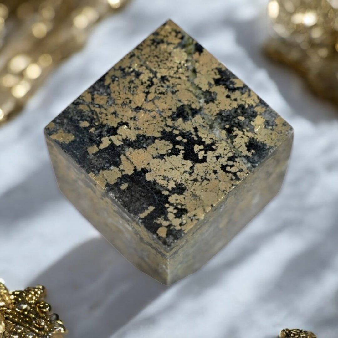 Pyrit Würfel - CrystalScents