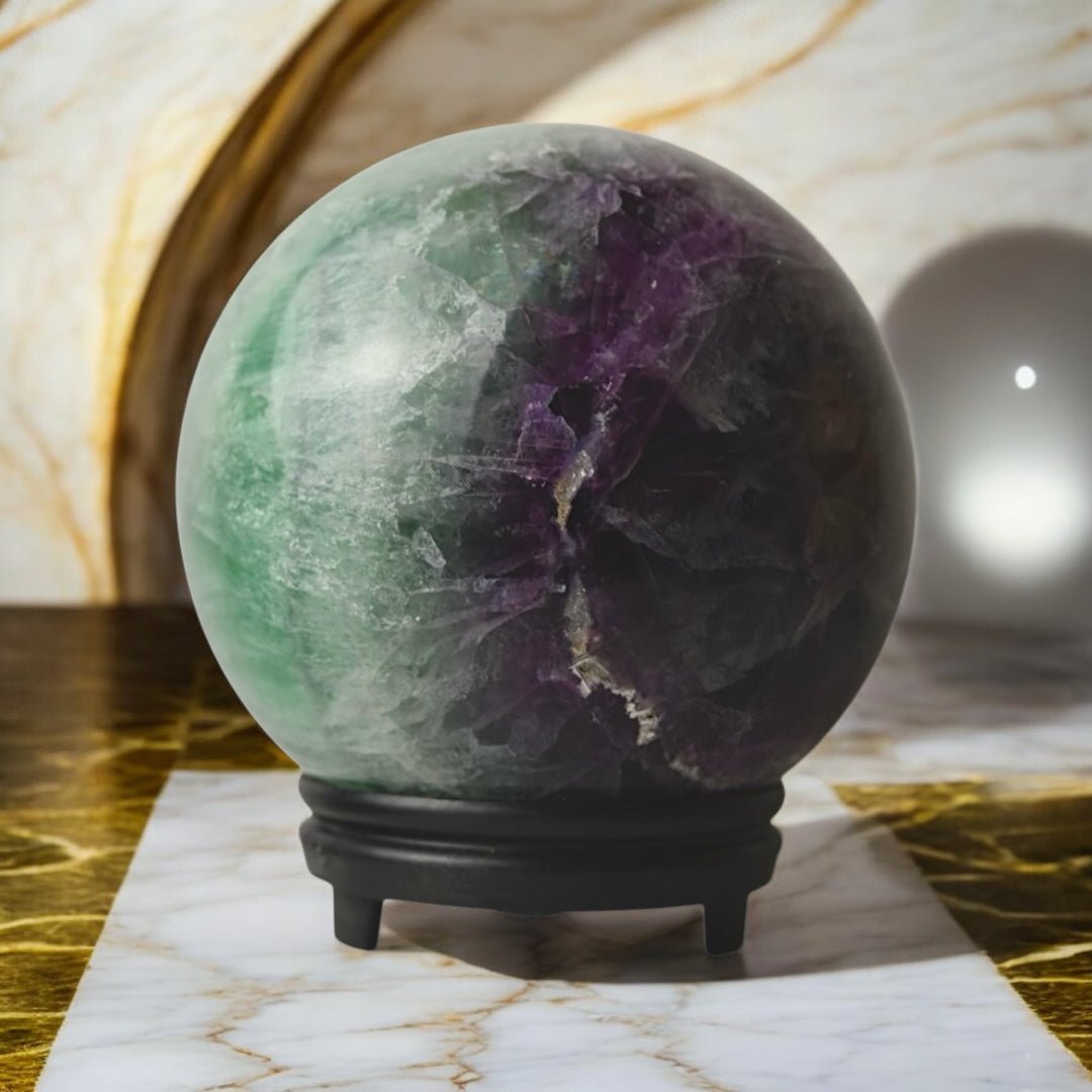 Riesige Fluorit Kugel - CrystalScents