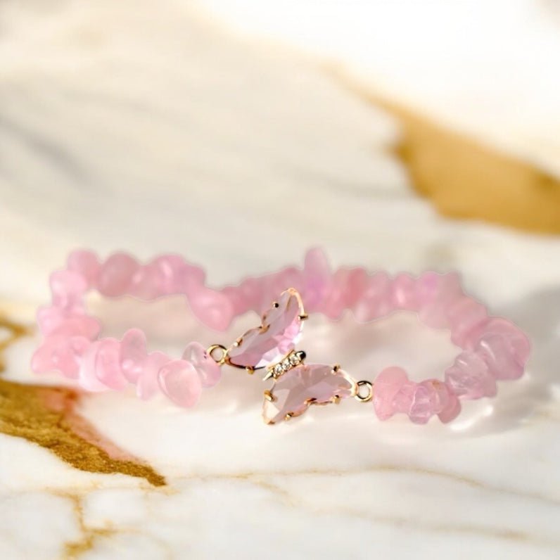 Rosenquarz Splitterarmband mit Schmetterling - CrystalScents