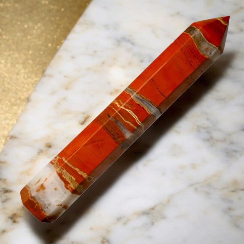 Roter Jaspis Obelisk - CrystalScents
