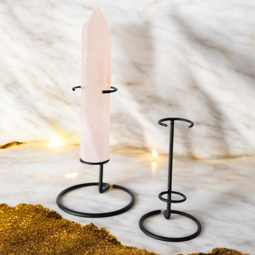 Schwarzer Obeliskständer - CrystalScents