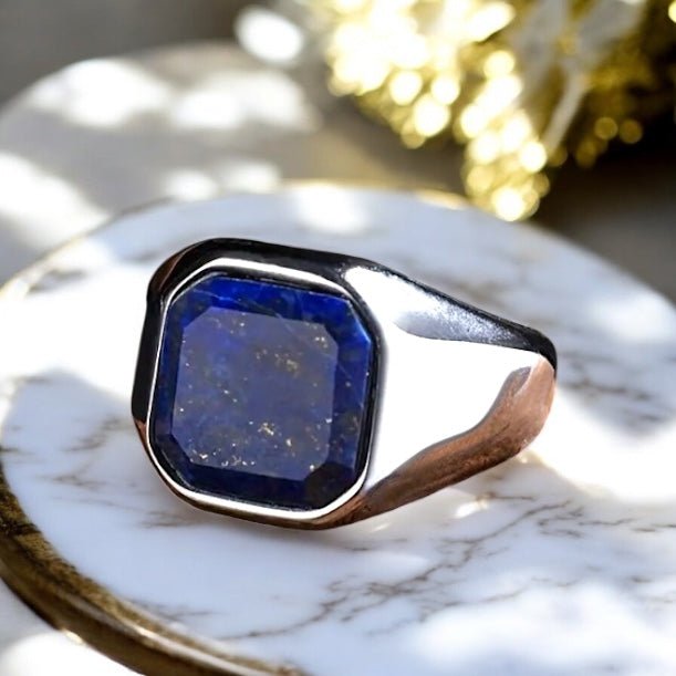 Silberner Ring mit quadratischem Lapislazuli - CrystalScents