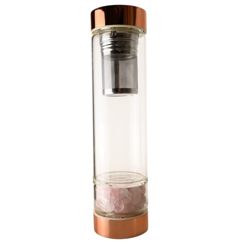 Trinkflasche aus Glas mit roségoldenem Verschluss; Rosenquarz - CrystalScents