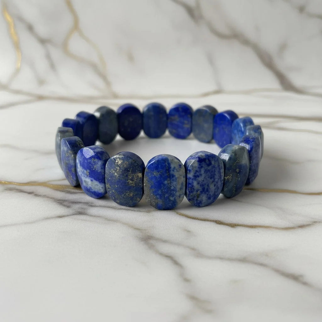Lapislazuli Armband – Schutz, Intuition & stilvolle Energie