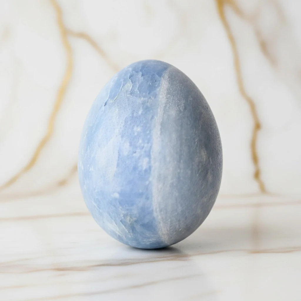 Celestit Ei – Klarheit, Harmonie & spirituelle Energie