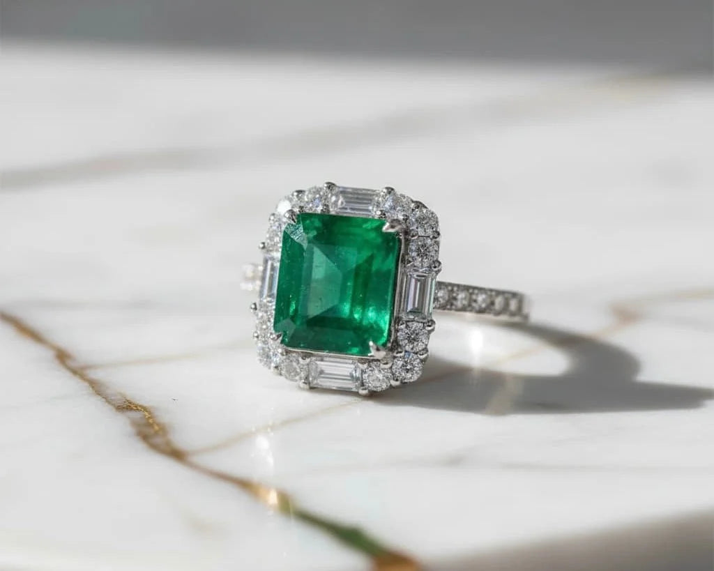 Edelsteinschmuck – Bedeutung, Wirkung & stilvolle Edelsteine