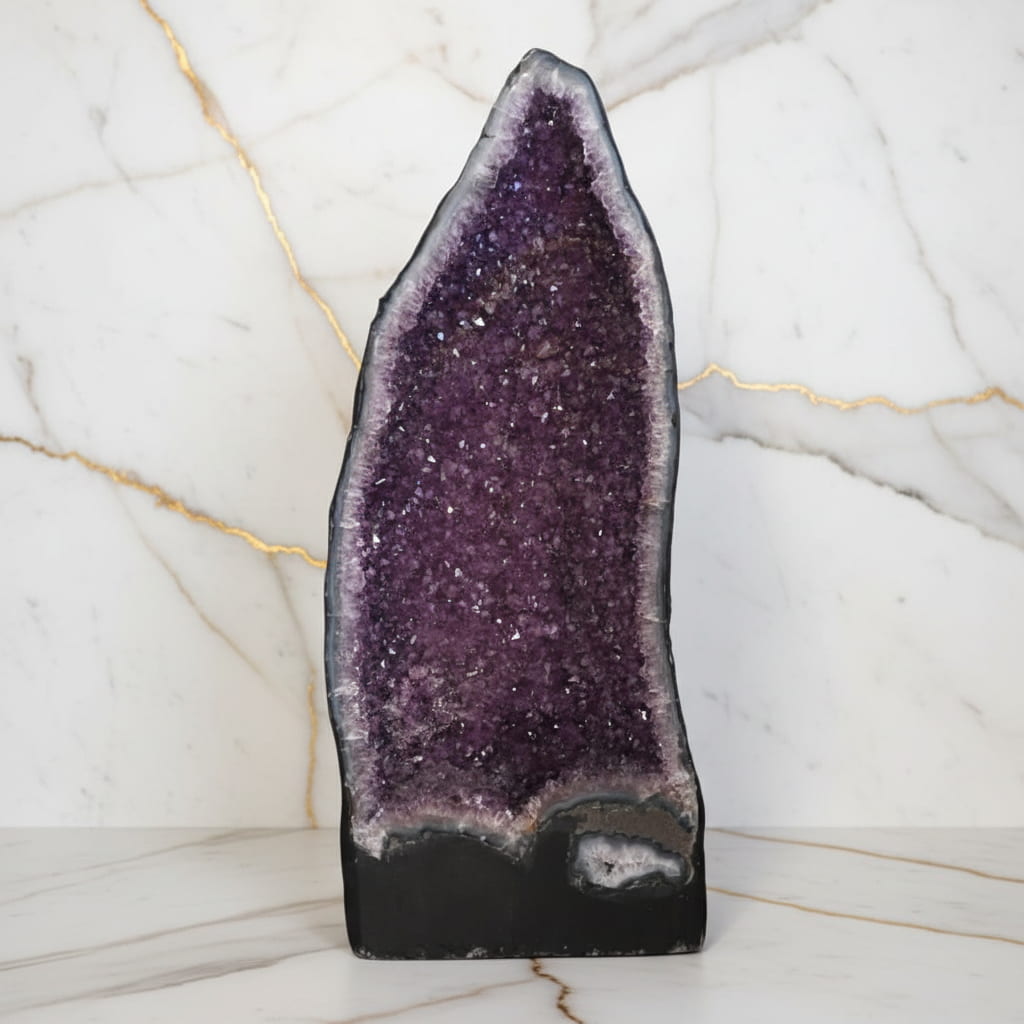 Riesige Amethystdruse – Violettes Wohnhighlight CrystalScents