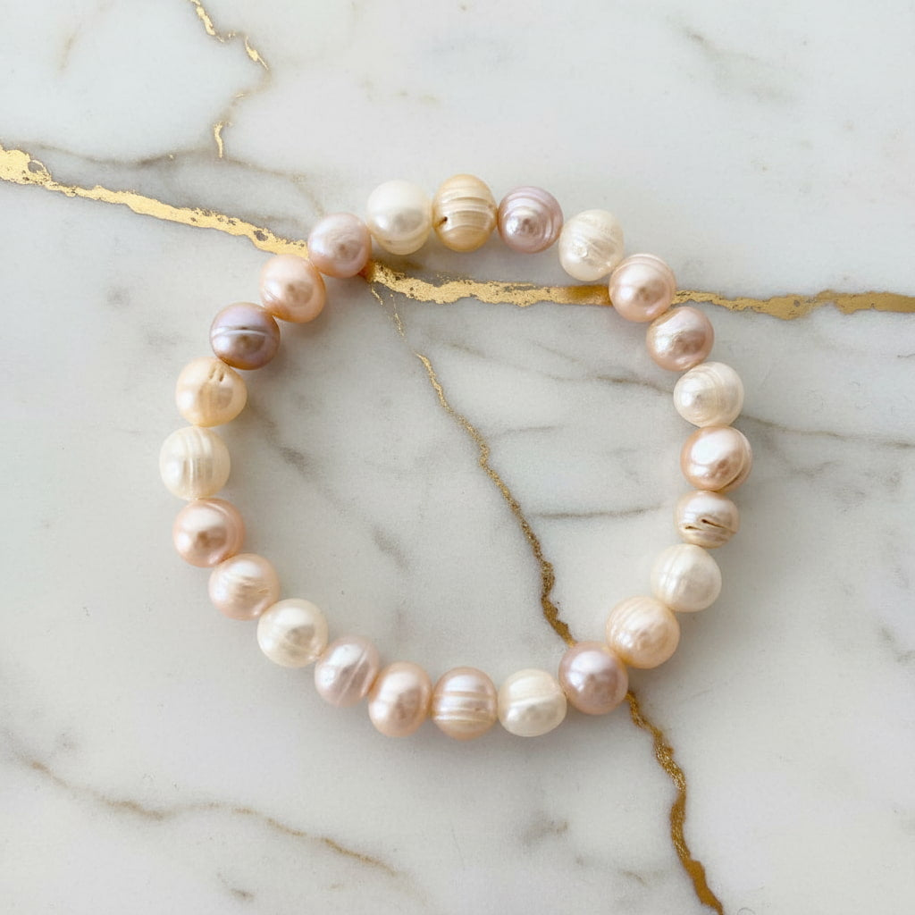 Armband Süßwasserperlen – Schimmernde Natur CrystalScents