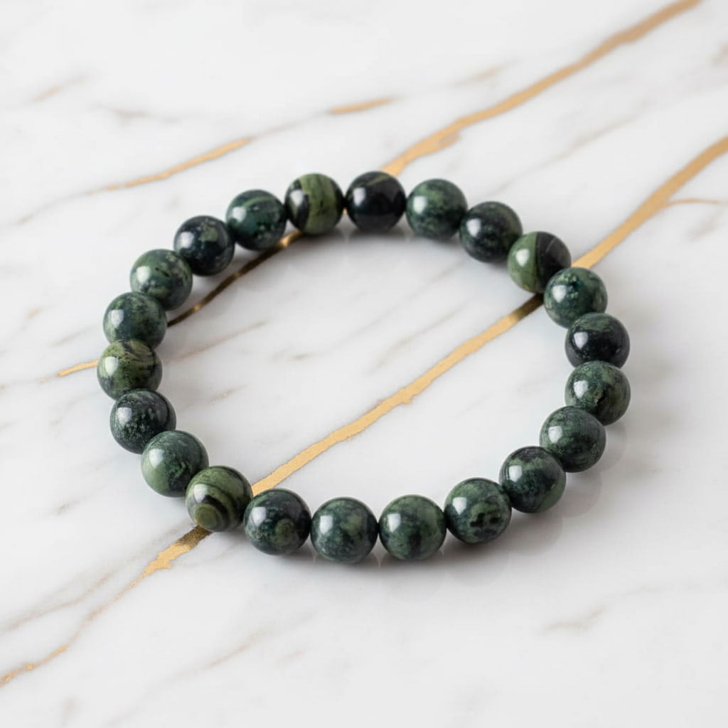 Kambaba Kugelarmband – Natursteinarmband in Grün & Schwarz CrystalScents