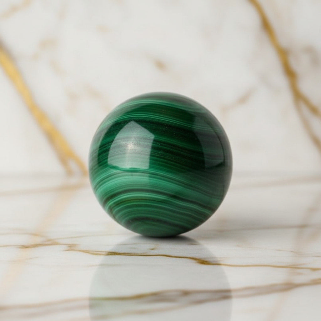 Malachit Kugel – Einzigartige Natur-Schönheit JETZT sichern CrystalScents