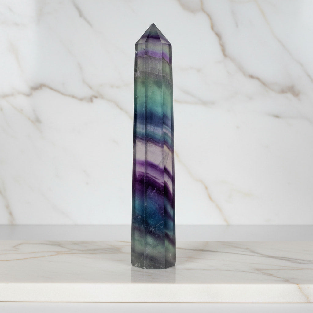 Fluorit Obelisk – Achtsamkeit & Liebe