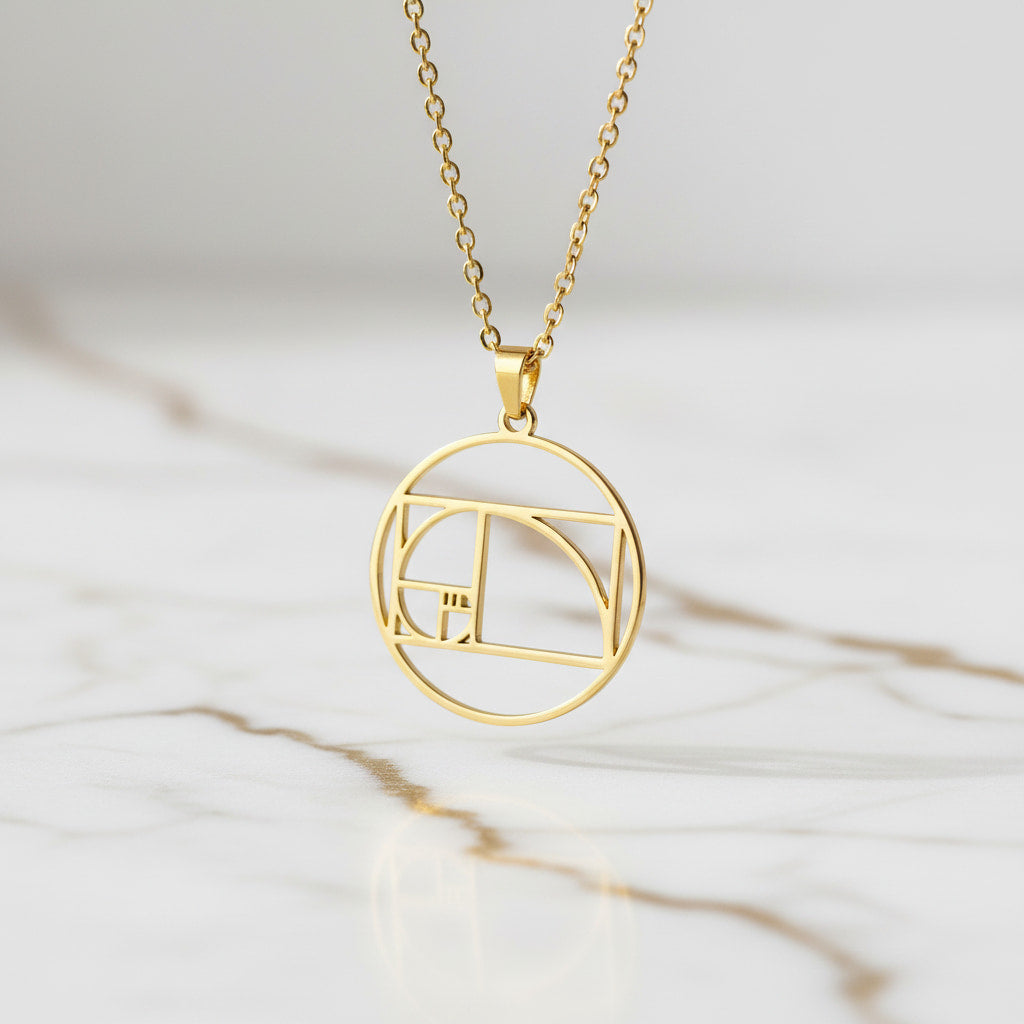Halskette „Goldener Schnitt“ – harmonisches Schmuckstück CrystalScents