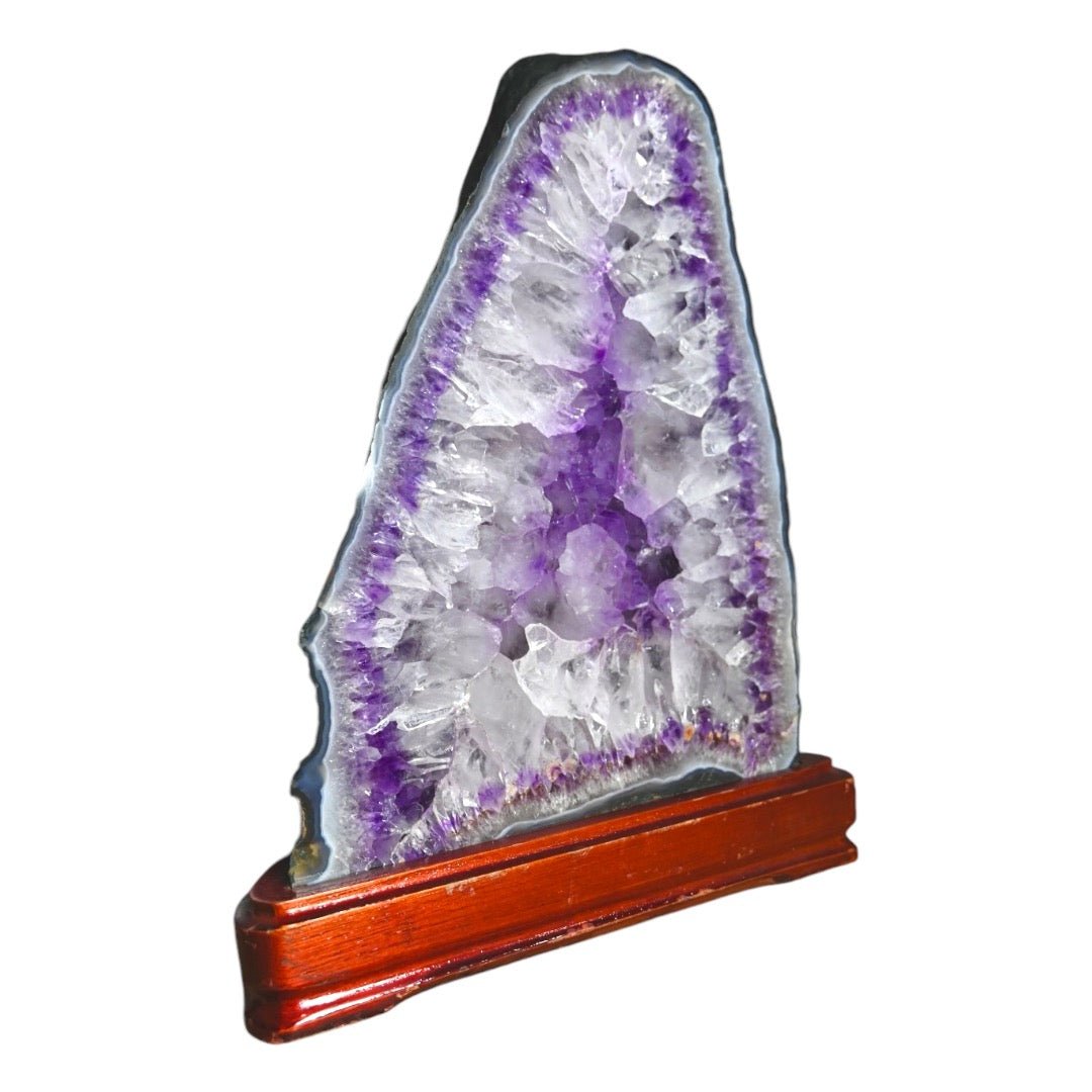 Amethystdruse auf Podest – Erdung & Schönheit