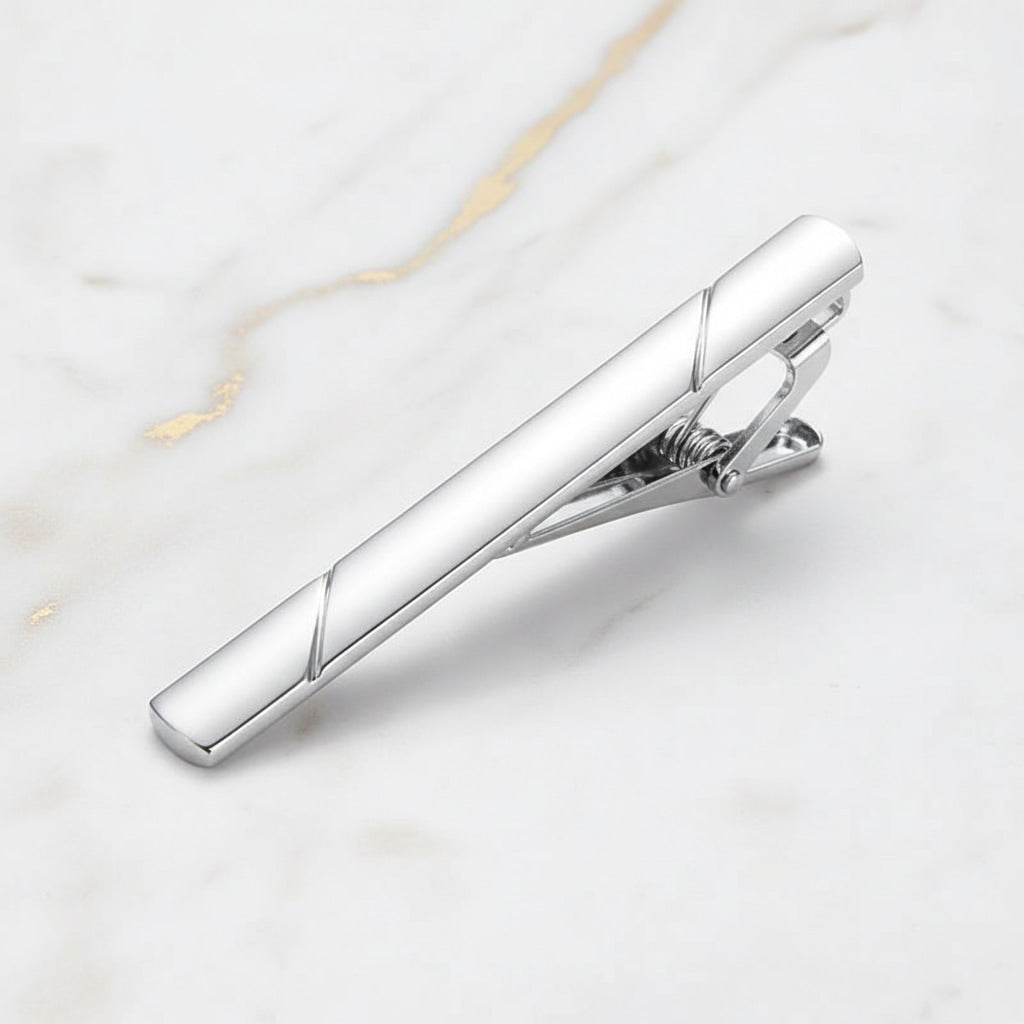 Krawattenklammer Silber – Elegantes Accessoire für stilvolle Looks CrystalScents