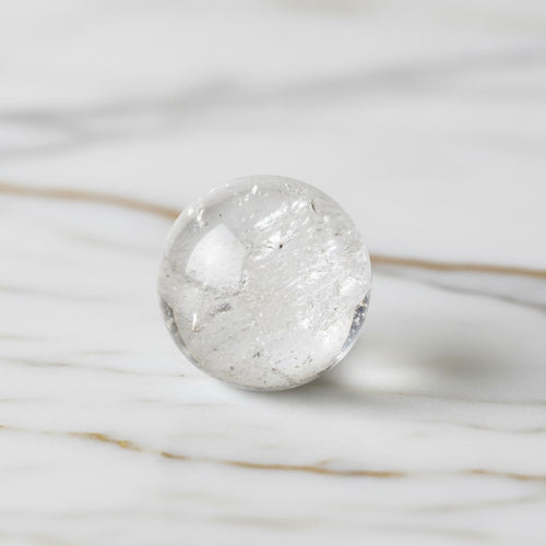 Mini Bergkristall Kugel – für Klarheit und innere Balance CrystalScents