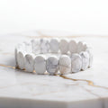 Howlit Facettenarmband – Balance & mentale Stärke CrystalScents