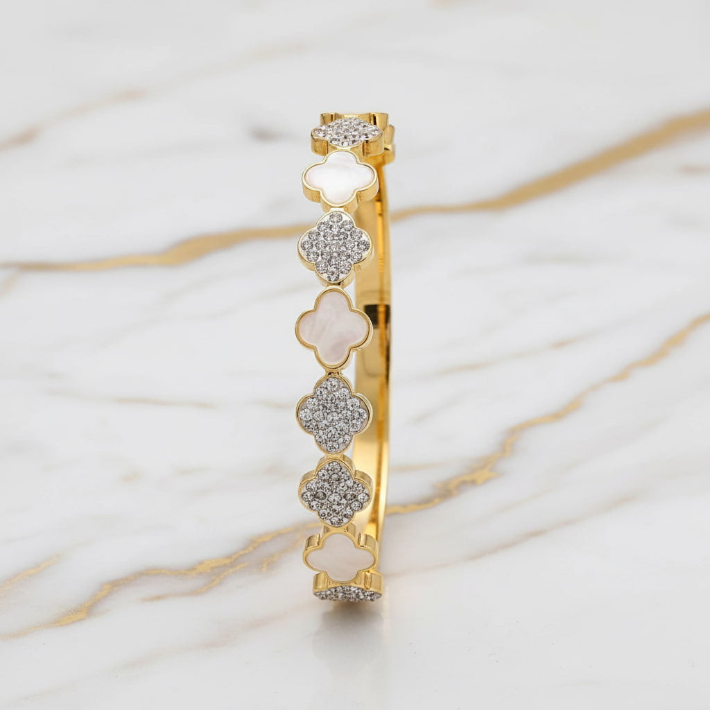 Armband in Gold - Glitzernde Blütenmotive CrystalScents