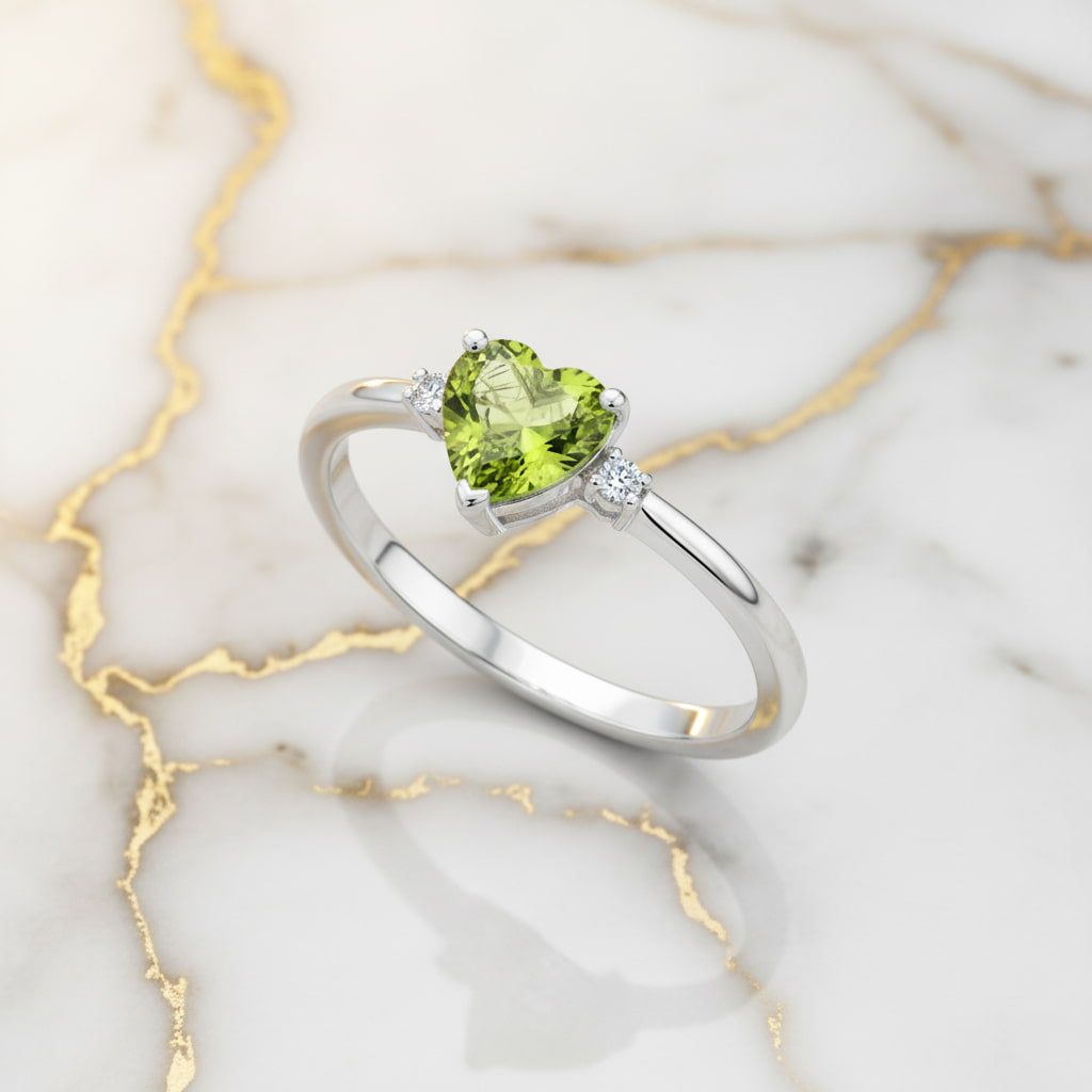 Peridot Ring - Eleganz & Erneuerung