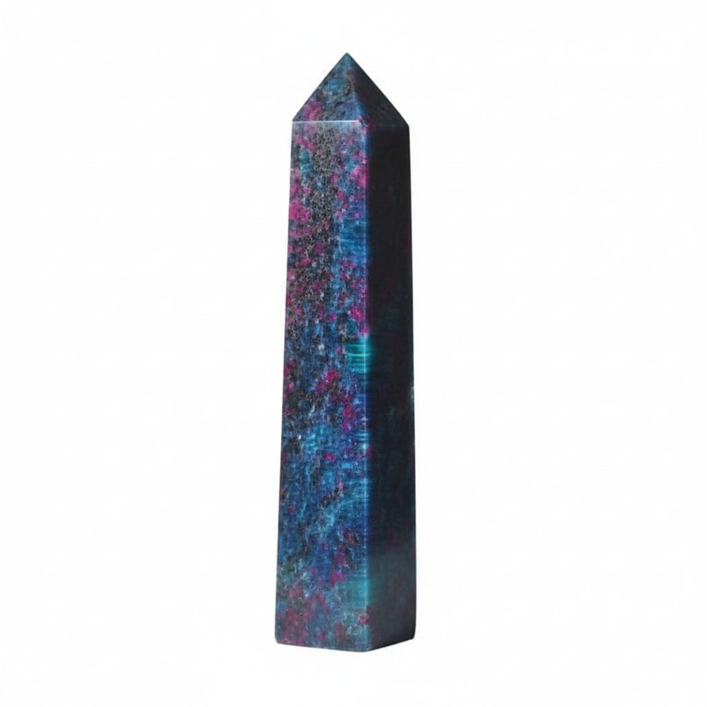 Cyanit Obelisk – Meditation & Deko JETZT sichern CrystalScents