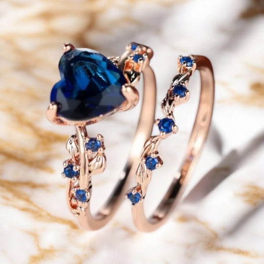 2 - teiliger geflochtener Stacking - Ring mit dunkelblauem Herz - CrystalScents