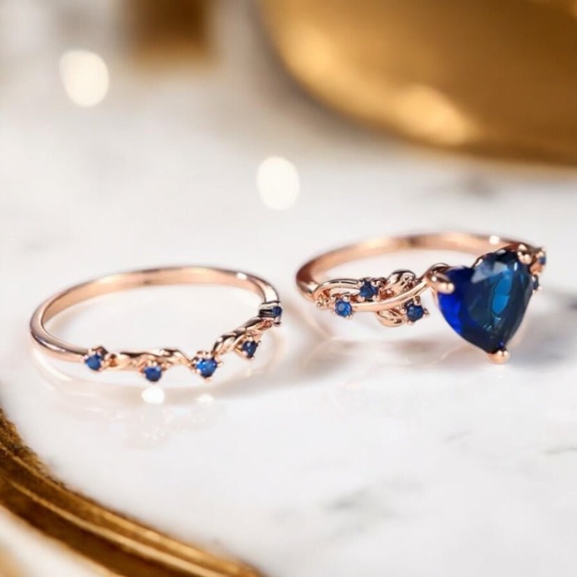 2 - teiliger geflochtener Stacking - Ring mit dunkelblauem Herz - CrystalScents