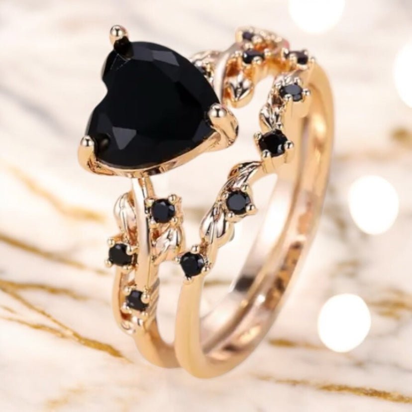 2 - teiliger geflochtener Stacking - Ring mit schwarzem Herz - CrystalScents