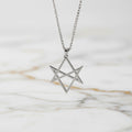 Halskette – Silber mit geometrischem Stern-Anhänger CrystalScents