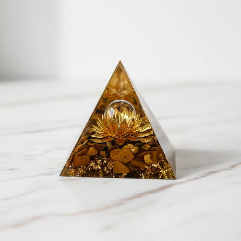 Orgonit Pyramide Tigerauge - Lotus
