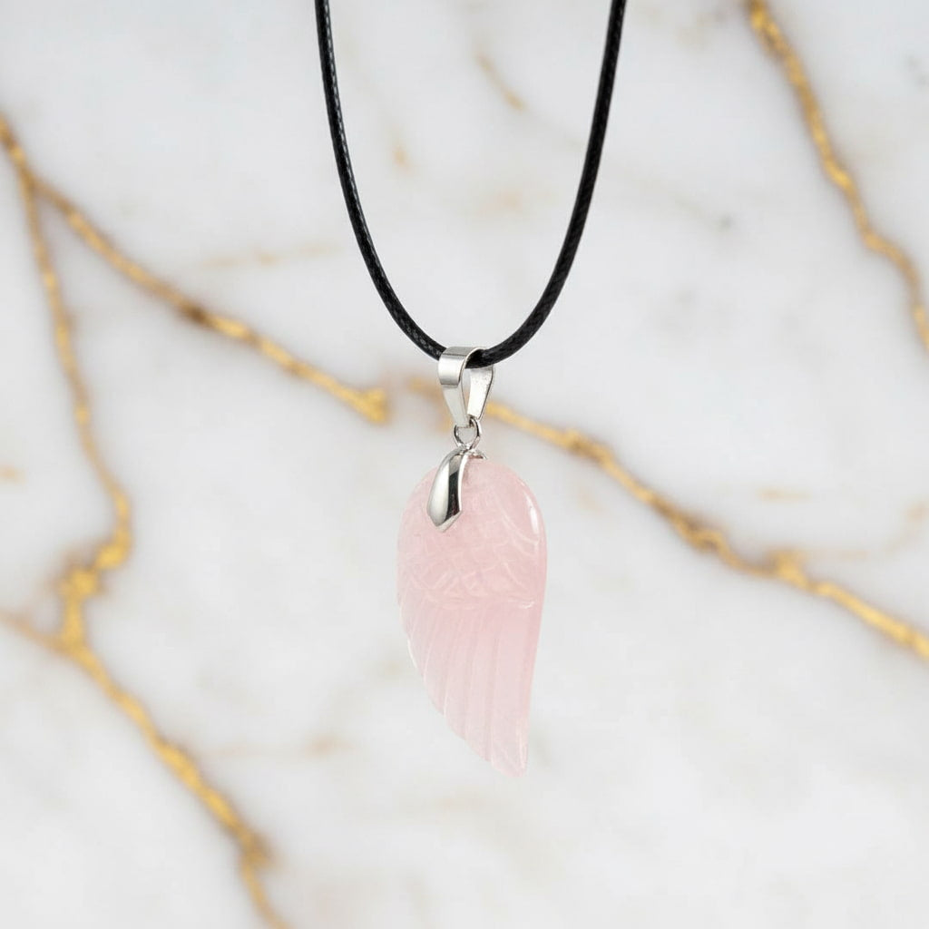 Rosenquarz Halskette - Flügel Anhänger CrystalScents